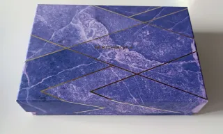 Caja Birchbox vacía mármol morado y dorado