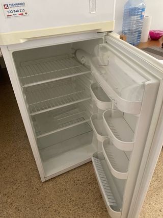 Nevera BRU seminueva