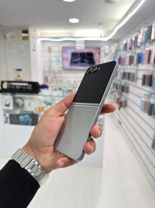 Samsung Galaxy Z Flip6 256GB Argento