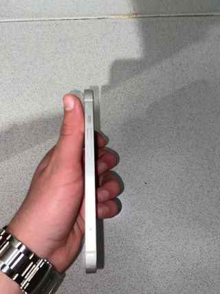 iPhone 14 Blanco ( leer descripción)