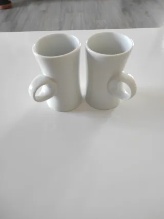 Juego de 2 tazas de cerámica blancas