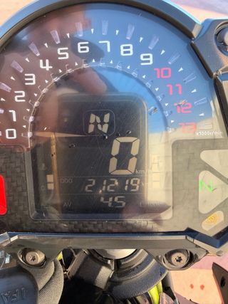 Kawasaki Z650 Negra y Verde