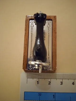 Reproducción Máquina de Coser Miniatura