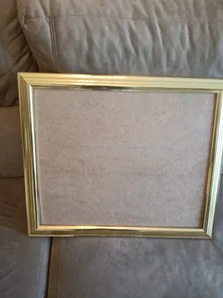 Marco de fotos dorado metal