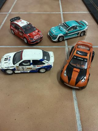 Scalextric SCX + 4 coches