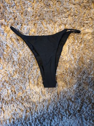 Braguita bikini negra