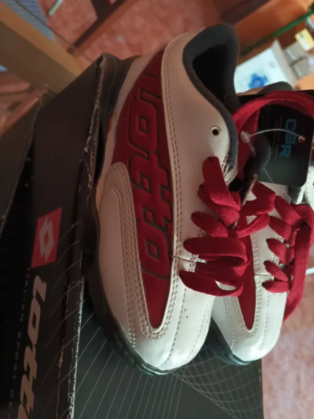 Zapatillas Fútbol Sala Lotto Talla 27