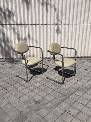 Sillas Cantilever Vintage Años 70