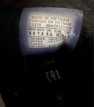 Botas Converse Negras con Detalles Rosas