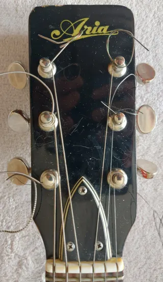 Guitarra Acústica Aria