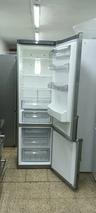 NEVERA COMBI FAGOR NO FROST ENERGÍA A+