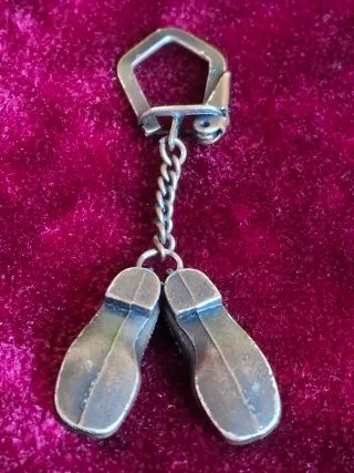 Portachiavi con scarpe vintage