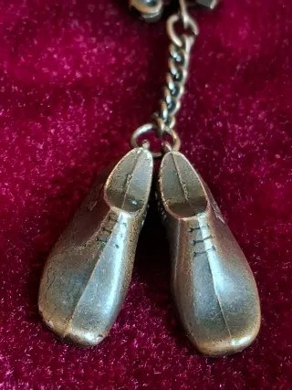 Portachiavi con scarpe vintage