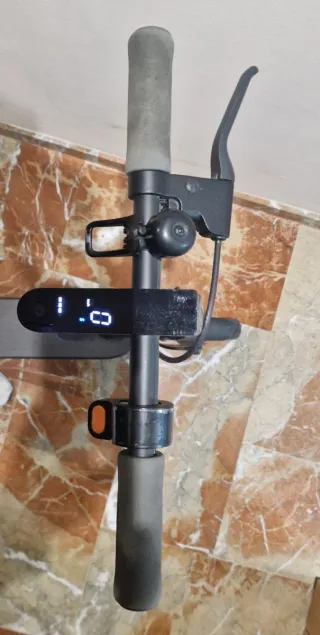 Patinete Eléctrico Xiaomi Mi Essential