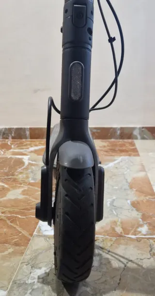 Patinete Eléctrico Xiaomi Mi Essential