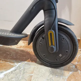 Patinete Eléctrico Xiaomi Mi Essential