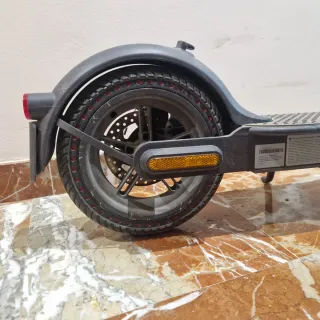 Patinete Eléctrico Xiaomi Mi Essential