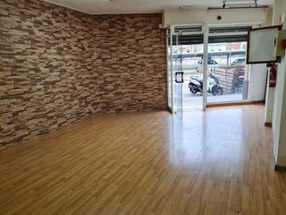 Local comercial en venta en Montcada Centre - La Ribera en Montcada i Reixac