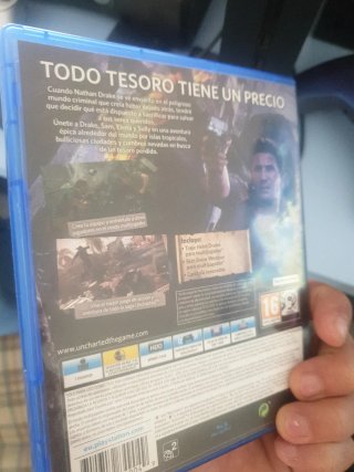 PS4  + Mando + uncharted 4 negociable