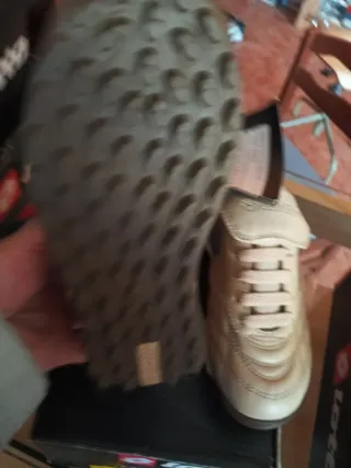 Botas de fútbol Lotto Talla 31