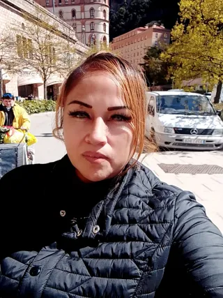 Cuidadora titulada. Cuidado de adultos mayores. Ce