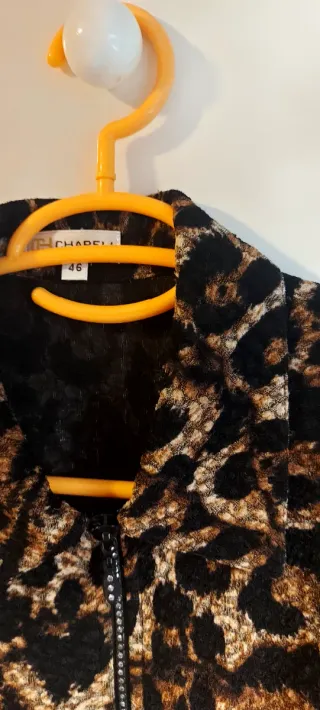 Blusa Estampado Animal Vintage Chareli Talla M