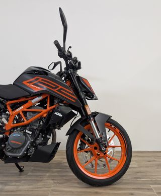 KTM 125  Duke (modelo actual) 2023