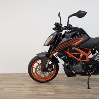 KTM 125  Duke (modelo actual) 2023