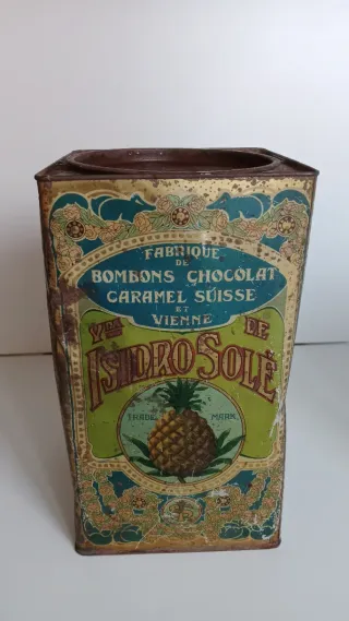 Lata de Bombones y Caramelos Isidro Solé. 1900.