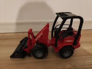 veicoli Bruder carrello elevatore e pala agricola