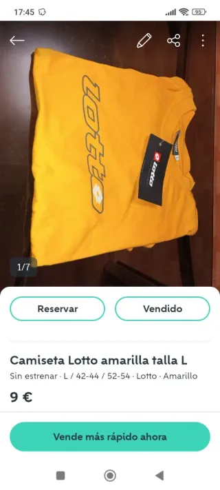 Lote de Botas de fútbol Lotto Talla 40 y camiseta