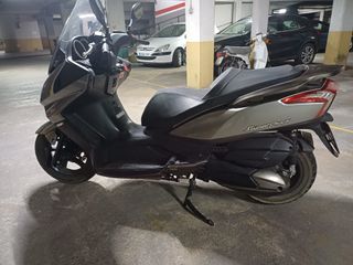 Kimco Super Dink 300i Gris