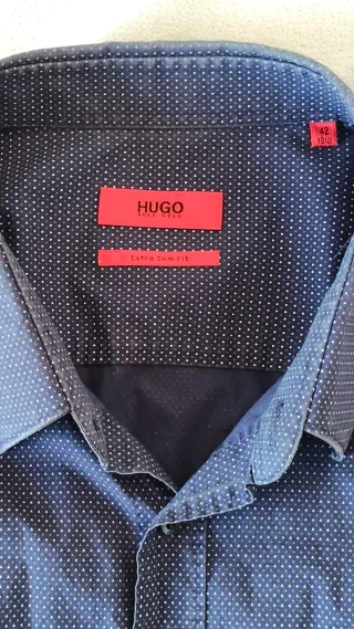 Camisa HUGO azul micropuntos