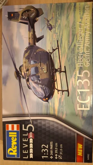 Maqueta Revell EC135 Helicóptero 1:32