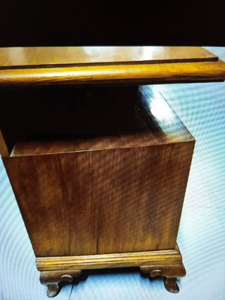 Dos mesillas de noche años 50 para restaurar