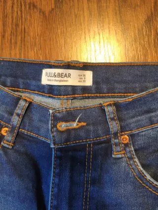 Vaqueros pitillo Pull&Bear azul