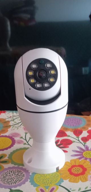 Cámara Vigilancia Interior Wifi HD Lens