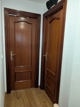 Puertas de madera y cristal biselado