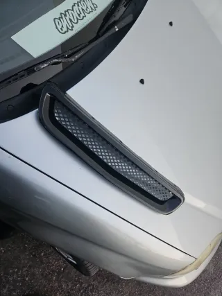 Parrilla Honda Civic 96-98