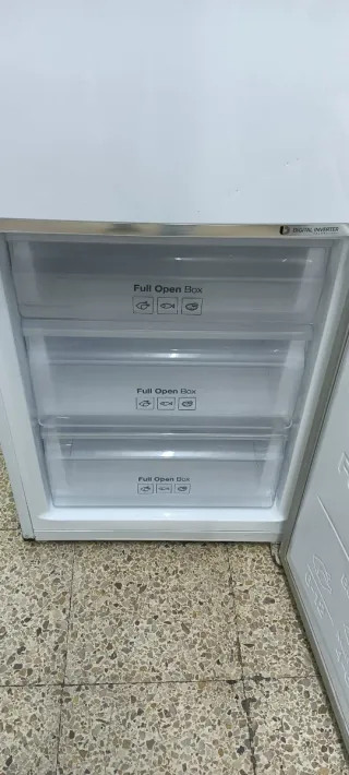 NEVERA COMBI SAMSUNG NO FROST ENERGÍA A++