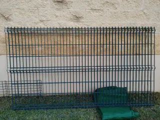 Vallas de acero galvanizado verdes