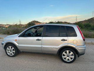 Ford Fusion 2004