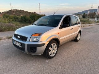 Ford Fusion 2004