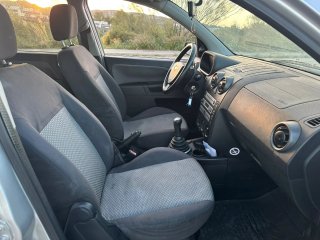 Ford Fusion 2004