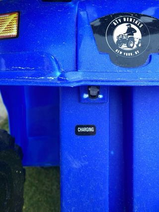 Coche eléctrico infantil 4x4 azul