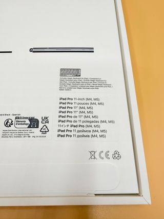 Apple Magic Keyboard iPad Pro 11