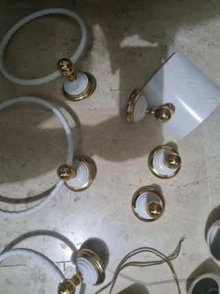 Lámparas de porcelana y oro