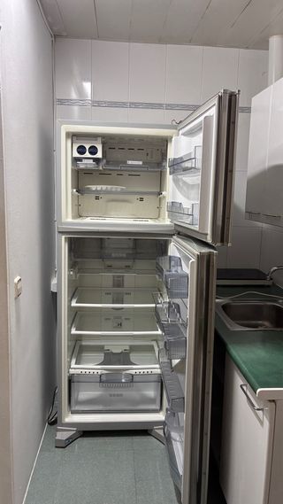 Nevera combi Bauknecht