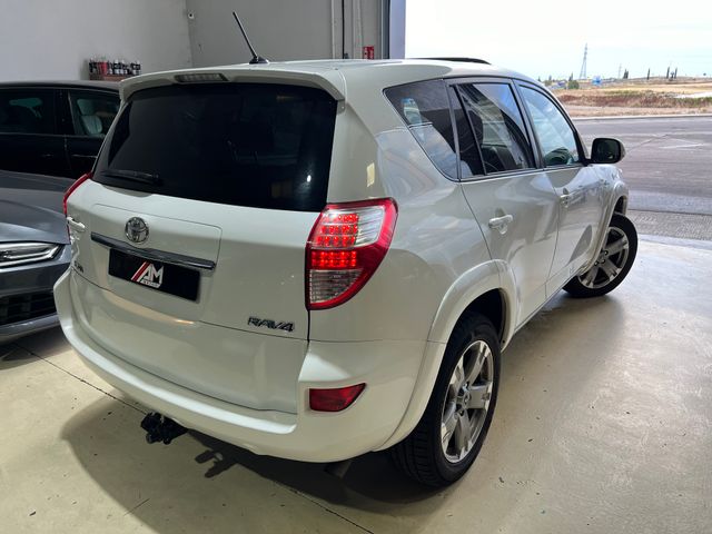 Toyota RAV4 2010