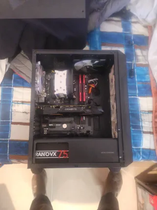 PC Gaming i7 7700k GTX 1070 16GB RAM
